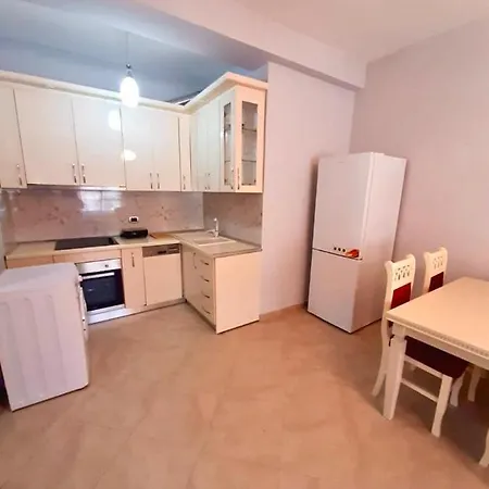 Arel And Dea Apartments