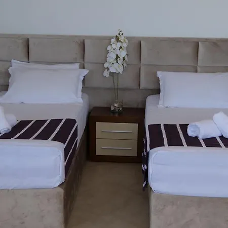 Arel And Dea Apartments Apartment *